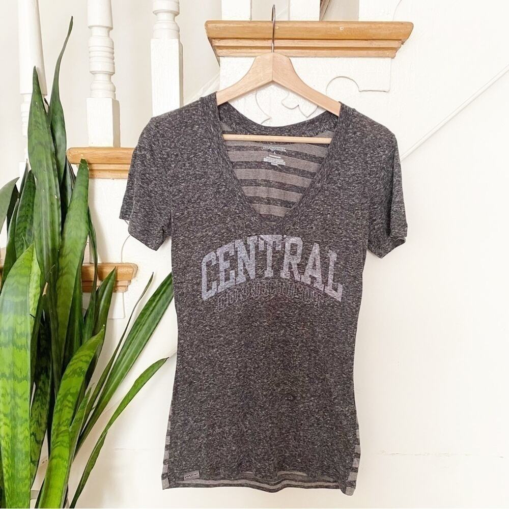 Jansport Women's Gray Central Connecticut T-Shirt Size L